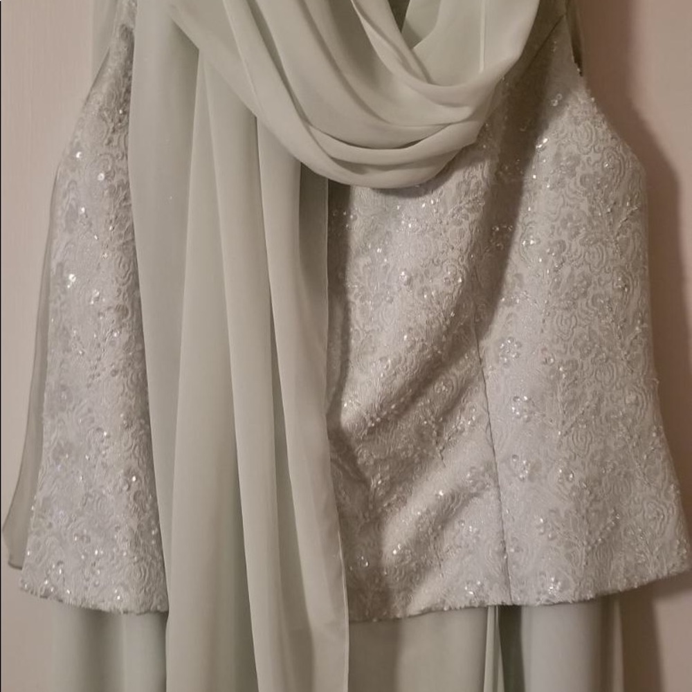Mint Green David’s Bridal Dress - Picture 4 of 5